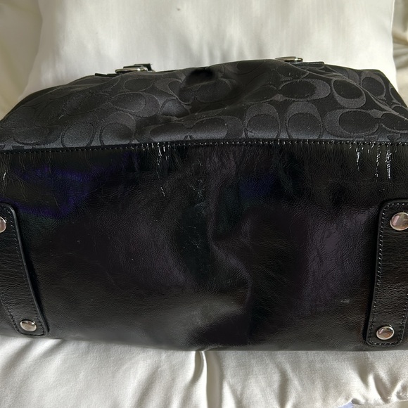 Large Coach Sachel/Shoulder Bag-Exc Condition - Picture 4 of 15